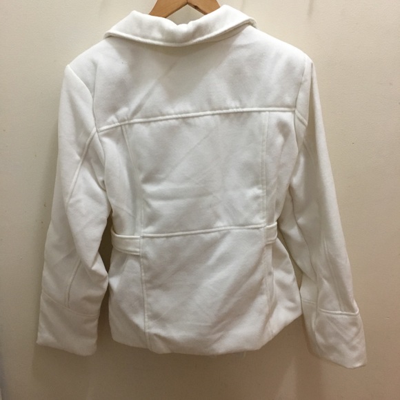 🆕 White waist length pea coat - Picture 3 of 3